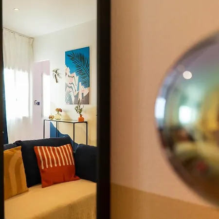 Roma Reva: Design Et Cinema * Nimes