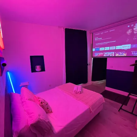 Roma Reva: Design Et Cinema Apartamento Nimes