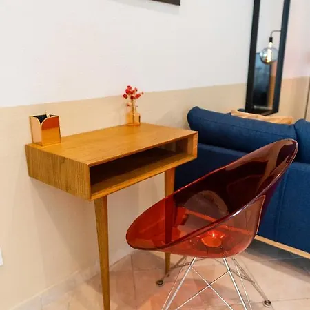 Roma Reva: Design Et Cinema *