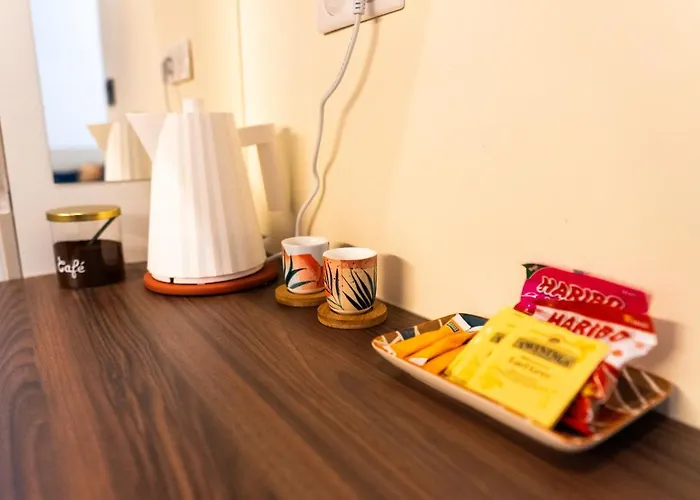 Roma Reva: Design Et Cinema *