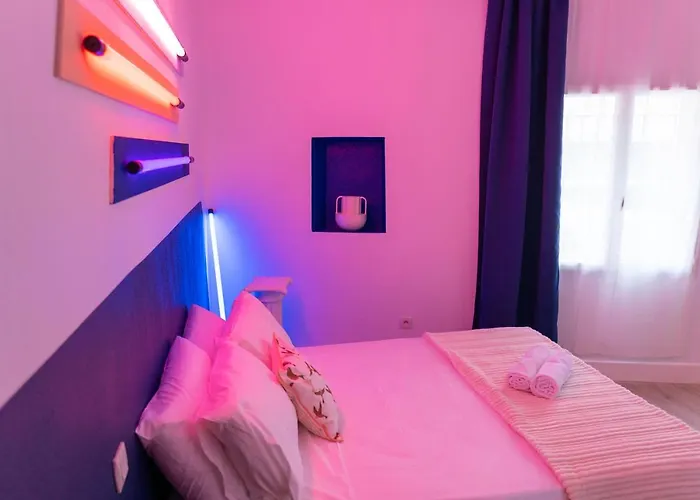 Roma Reva: Design Et Cinema Apartment *