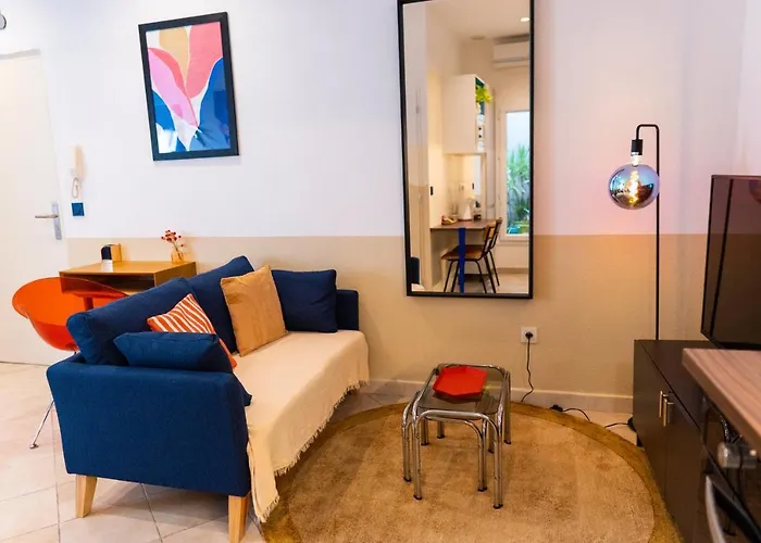 Roma Reva: Design Et Cinema Nîmes