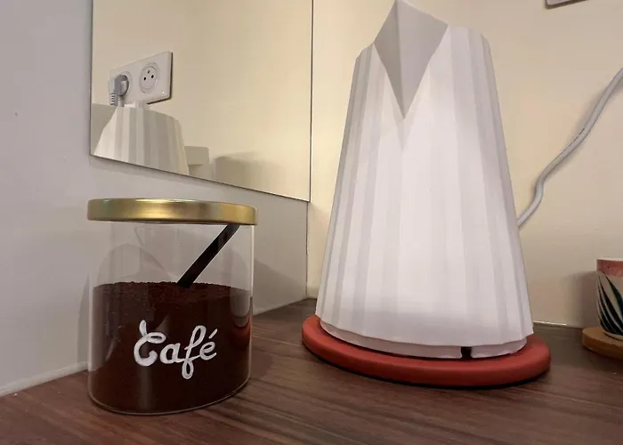 Roma Reva: Design Et Cinema *