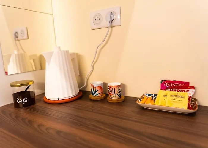 Roma Reva: Design Et Cinema Apartment