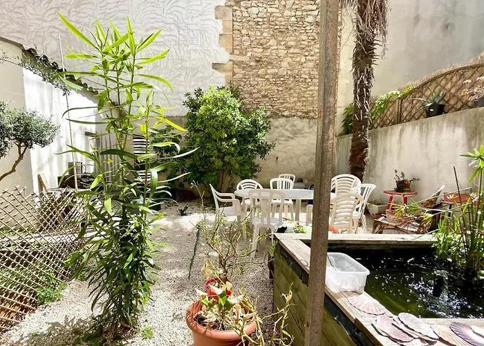 Roma Reva: Design Et Cinema Nimes